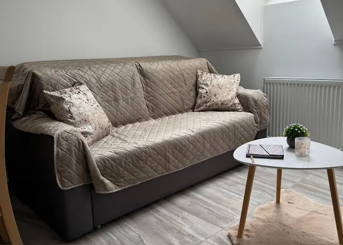 Marot * קסזטלי